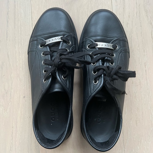 Gucci sneakers men’s size 5 women’s size 8 - Picture 3 of 3